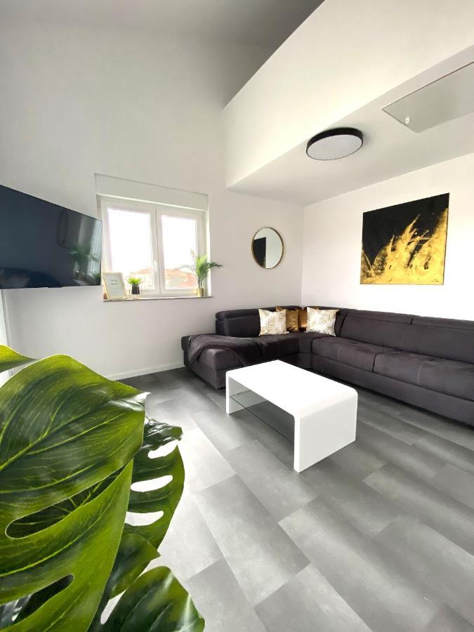 Apartments Bora Ližnjan 外观 照片