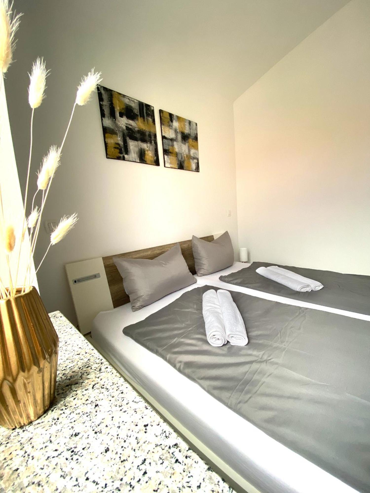 Apartments Bora Ližnjan 外观 照片