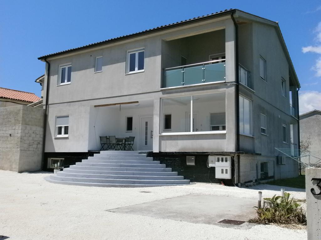Apartments Bora Ližnjan 外观 照片