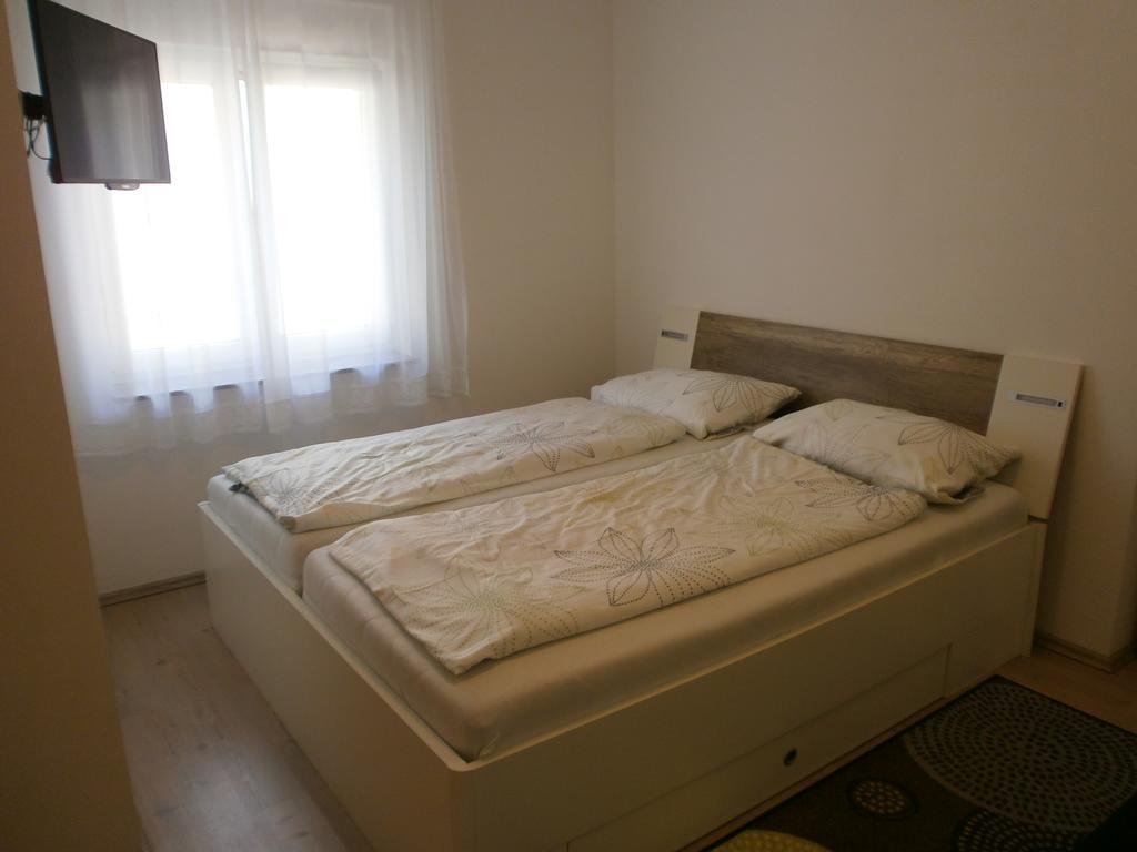 Apartments Bora Ližnjan 外观 照片